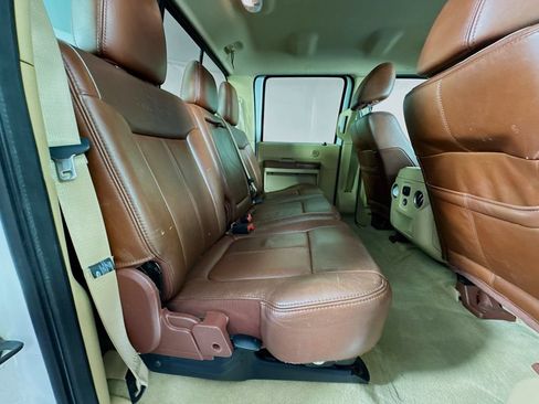 Used 2011 Ford F350 King Ranch w/ King Ranch w/Chrome Pkg AWD/4WD image 33