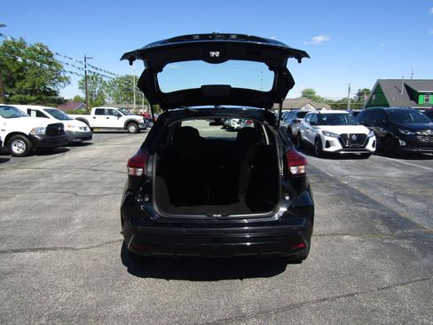 Used 2021 Nissan Kicks SV FWD image 7