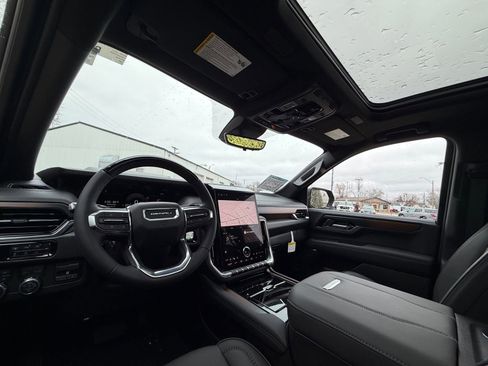 New 2026 GMC Yukon XL Denali image 20