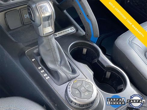 Certified 2023 Ford Bronco Black Diamond image 28