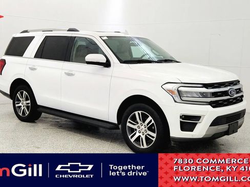 Used 2024 Ford Expedition Limited image 1