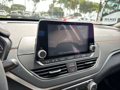 Used 2020 Nissan Altima 2.5 SR FWD image 50