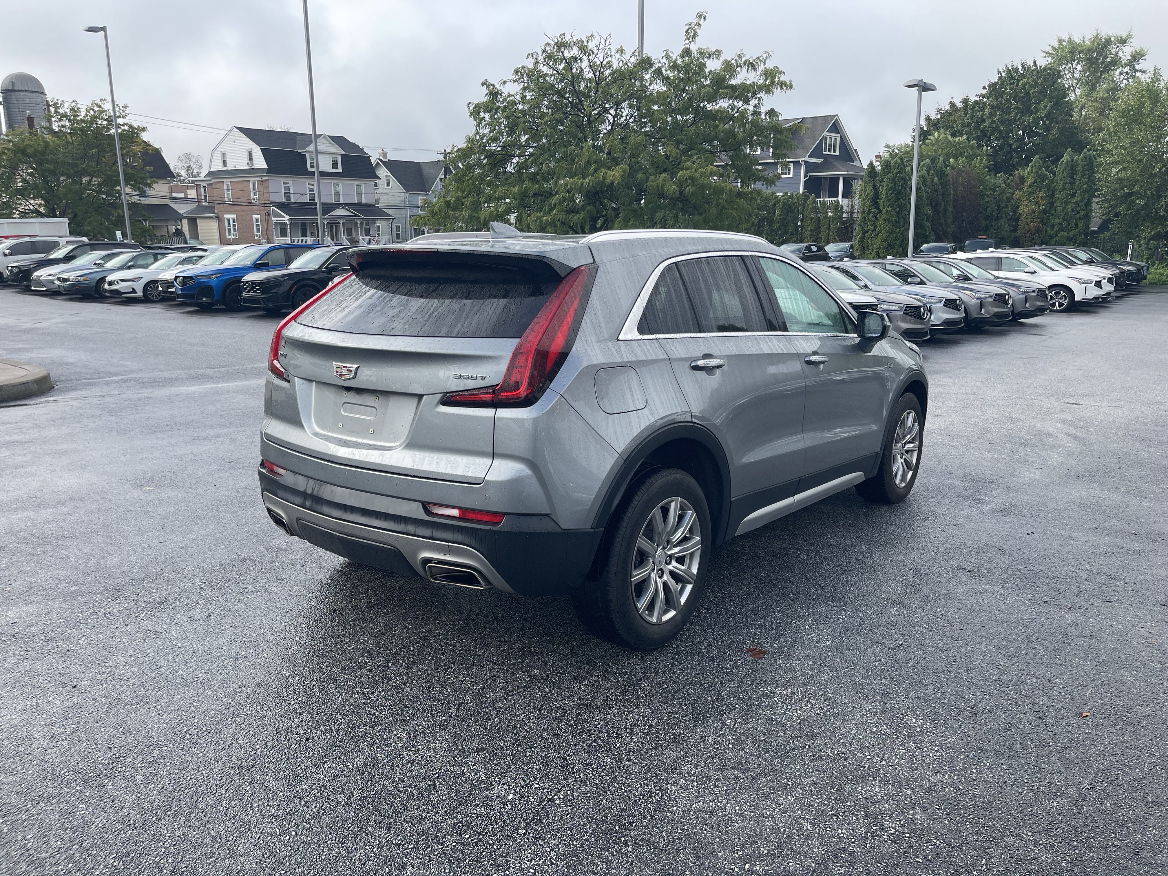 Used 2023 Cadillac XT4 Premium Luxury FWD image 8