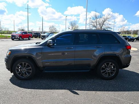 Used 2016 Jeep Grand Cherokee Limited 75th Anniversary image 8