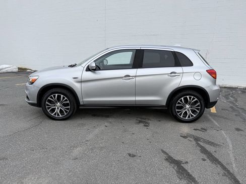 Used 2019 Mitsubishi Outlander Sport ES image 2