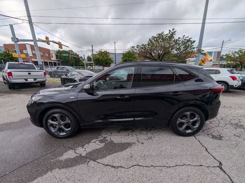 Used 2023 Ford Escape ST-Line w/ Tech Pack #1 FWD image 9