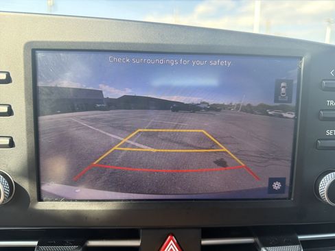 Used 2023 Hyundai Elantra SEL FWD image 26