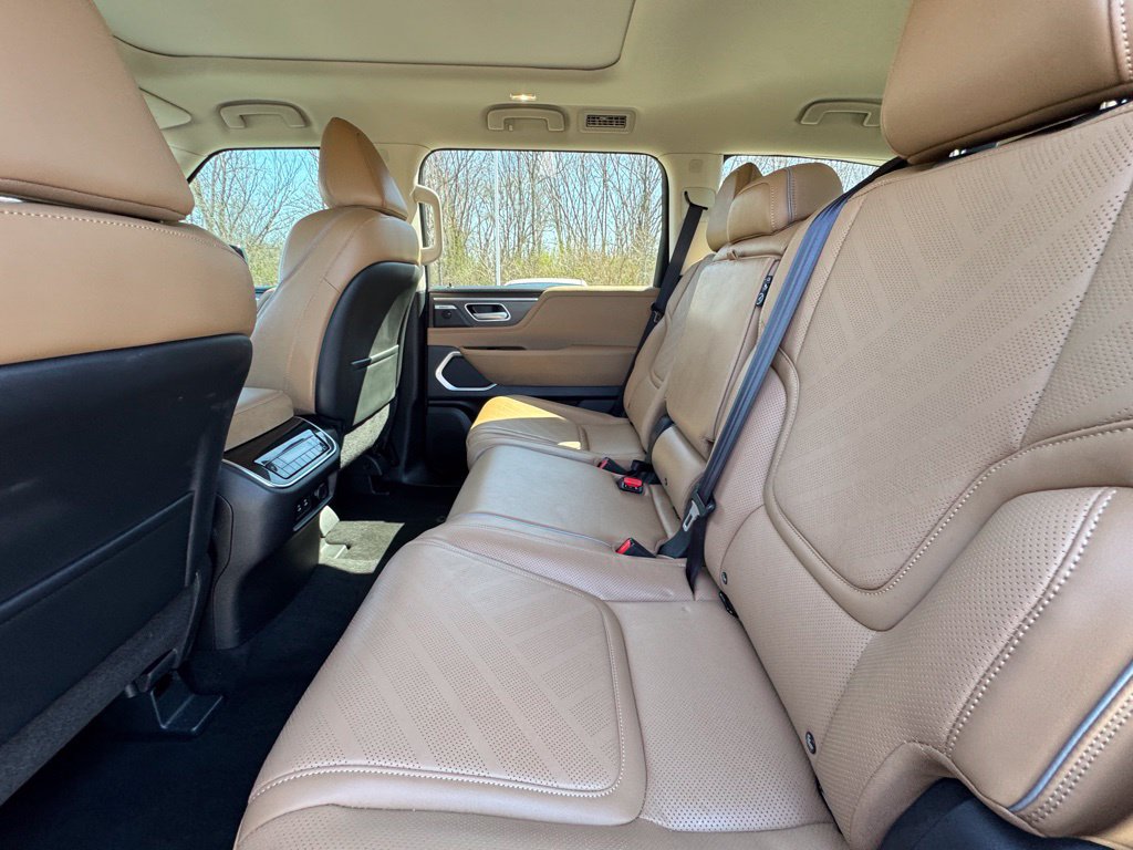 Certified 2026 INFINITI QX80 Luxe w/ Cargo Package AWD/4WD image 23