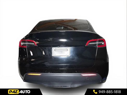 Used 2022 Tesla Model Y Performance AWD/4WD image 4
