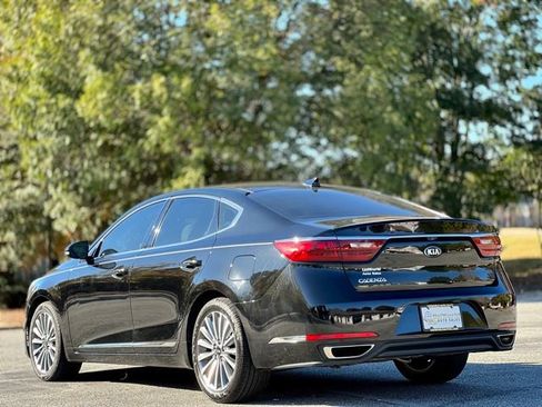 Used 2019 Kia Cadenza Premium FWD image 8