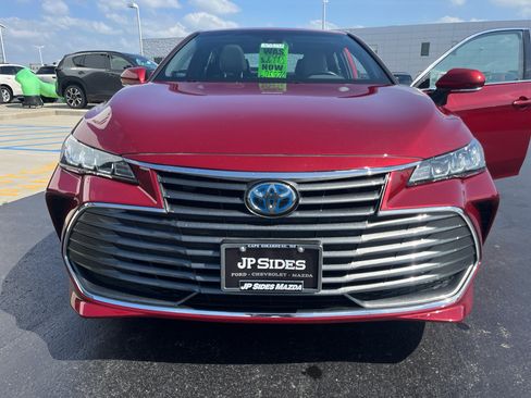 Used 2020 Toyota Avalon XLE w/ Moonroof Package FWD image 55