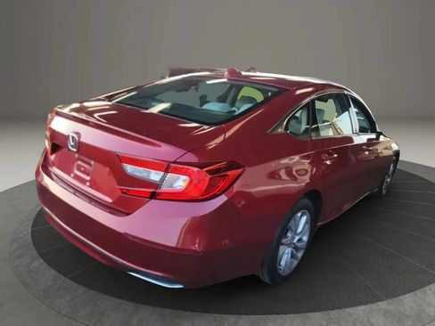 Used 2018 Honda Accord LX image 2