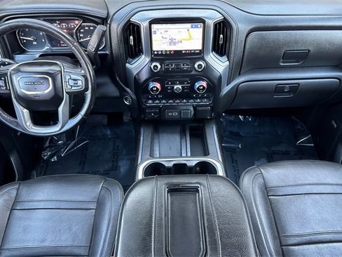 Used 2022 GMC Sierra 3500 Denali image 15