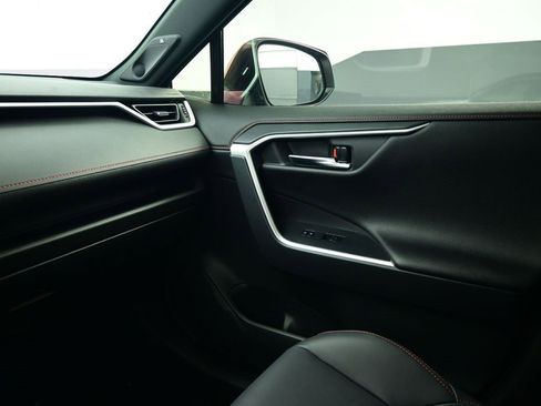 Used 2025 Toyota RAV4 XSE image 23