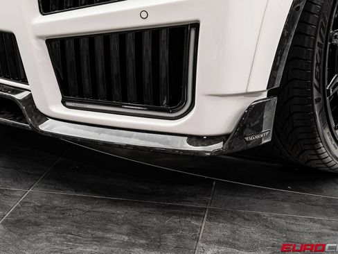 Used 2025 Rolls-Royce Cullinan AWD/4WD image 16
