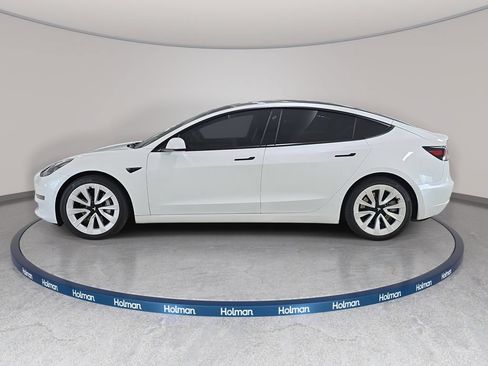 Used 2022 Tesla Model 3 Long Range AWD/4WD image 11