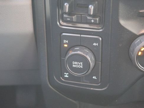 Used 2024 Ford F250 XL w/ STX Appearance Package image 28