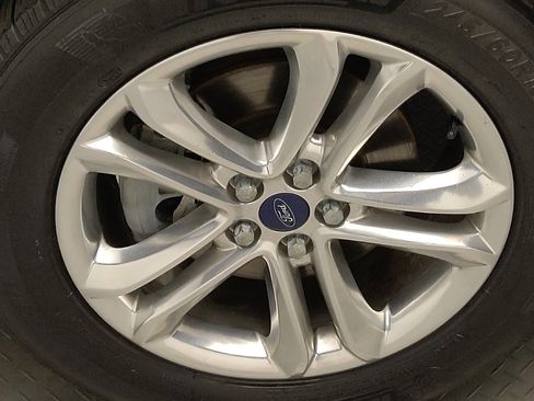 Used 2016 Ford Edge SEL w/ Equipment Group 201A image 31