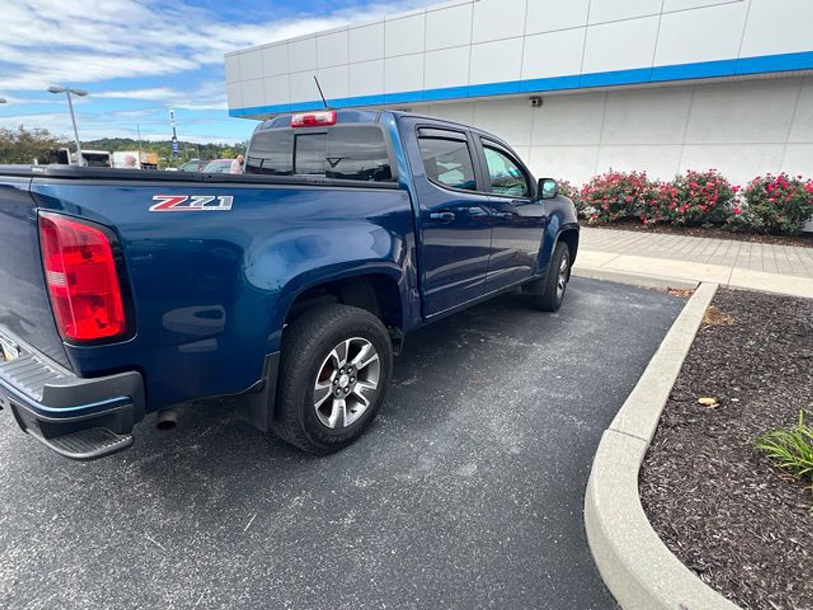Used 2019 Chevrolet Colorado Z71 AWD/4WD image 9