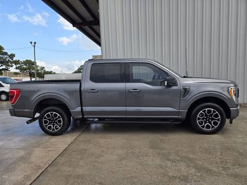 Used 2022 Ford F150 XLT w/ Equipment Group 302A High RWD image 5