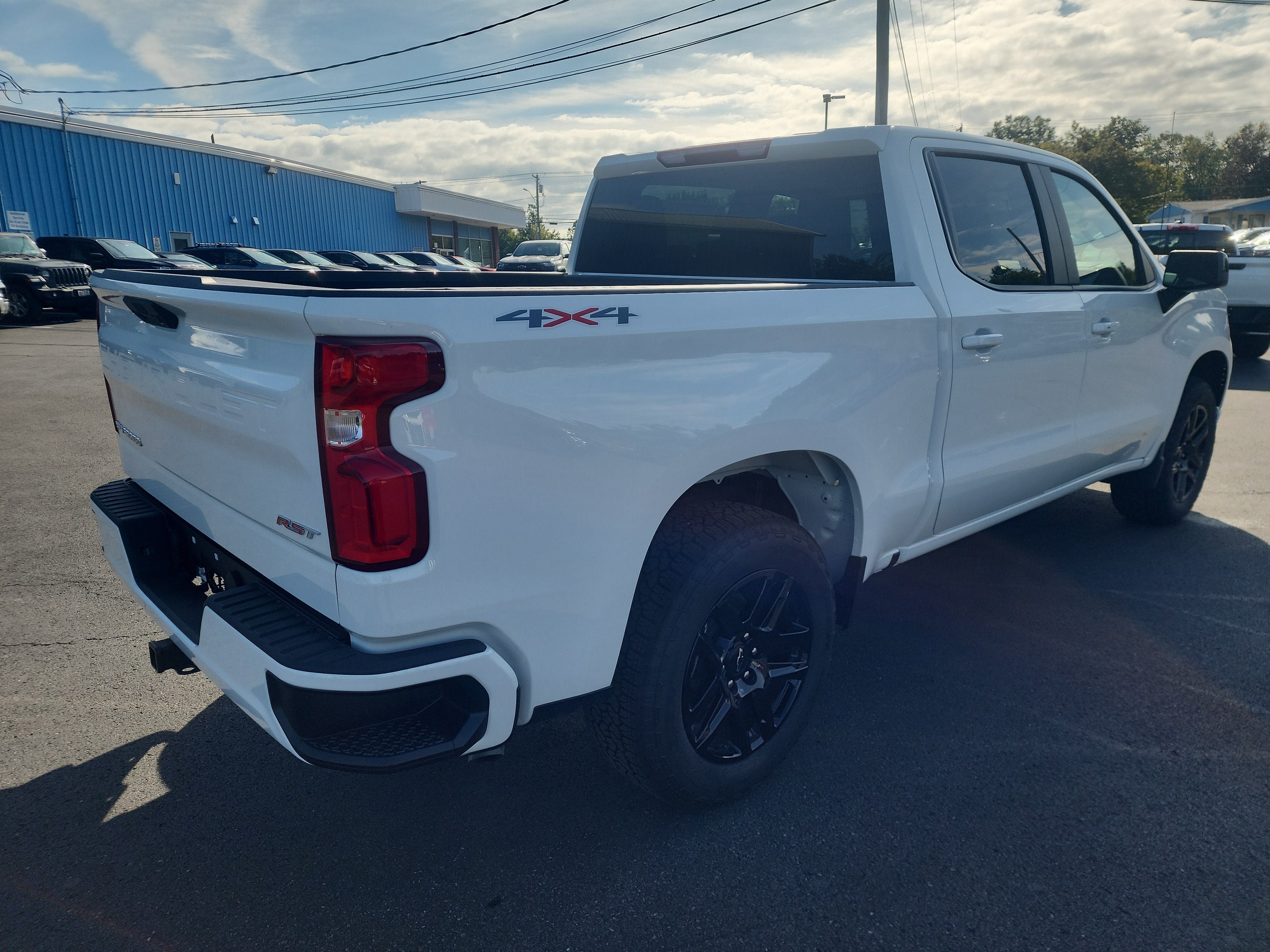 New 2026 Chevrolet Silverado 1500 RST w/ RST Select Package AWD/4WD image 8