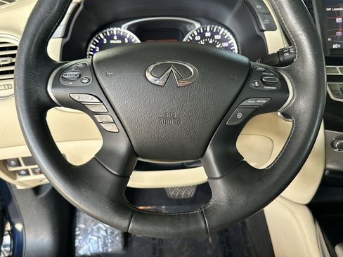 Used 2019 INFINITI QX60 Luxe w/ Essential Package image 11