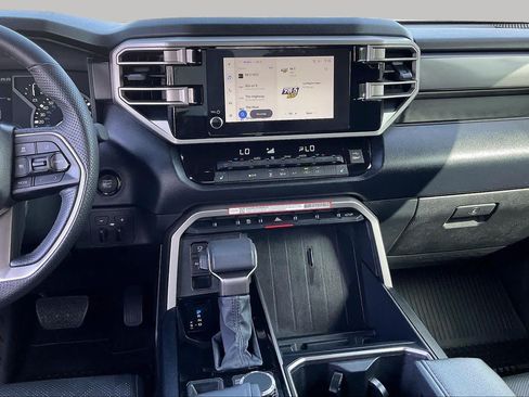 Used 2025 Toyota Tundra SR5 w/ SR5 Premium Package AWD/4WD image 7