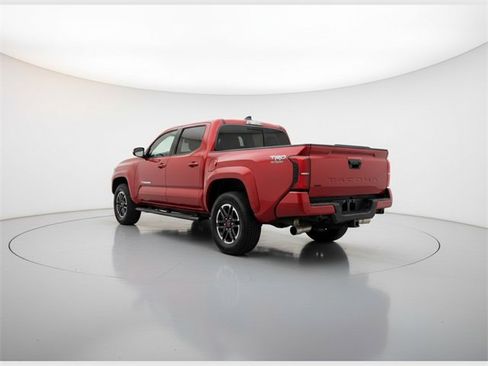 Used 2024 Toyota Tacoma TRD Sport image 8