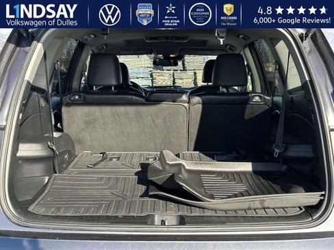 Used 2016 Honda Pilot Touring image 14