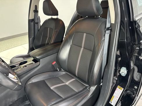 Used 2023 Nissan Altima 2.5 SR AWD/4WD image 13