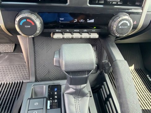 Used 2026 Toyota Tacoma SR5 RWD image 27