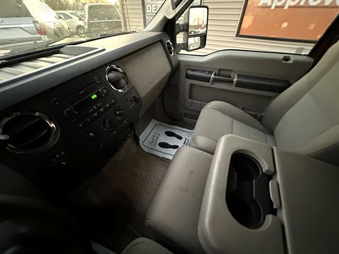 Used 2008 Ford F250 FX4 image 17