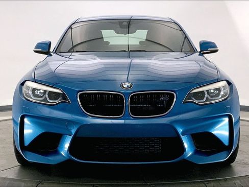 Used 2018 BMW M2 RWD image 2