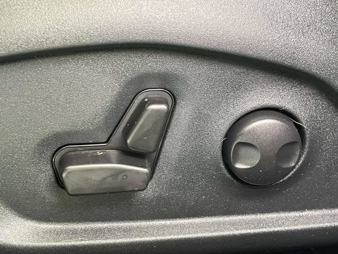 Used 2024 Jeep Compass Limited AWD/4WD image 17