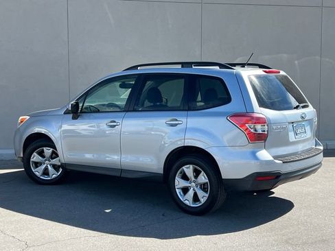 Used 2015 Subaru Forester 2.5i Premium w/ All-Weather Package AWD/4WD image 6