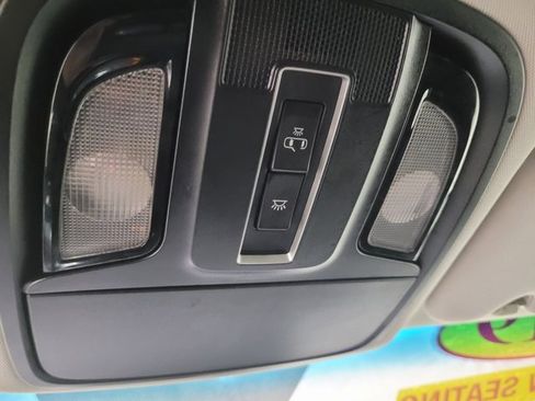 Used 2019 Kia Sorento L image 28