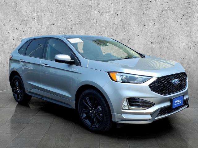 Certified 2024 Ford Edge ST-Line w/ Class II Trailer Tow Package AWD/4WD image 3