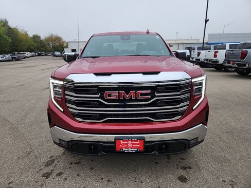 New 2026 GMC Sierra 1500 SLT w/ SLT Premium Package image 3