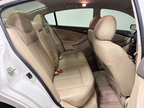 Used 2011 Nissan Altima 2.5 S w/ Special Edition Pkg FWD image 29