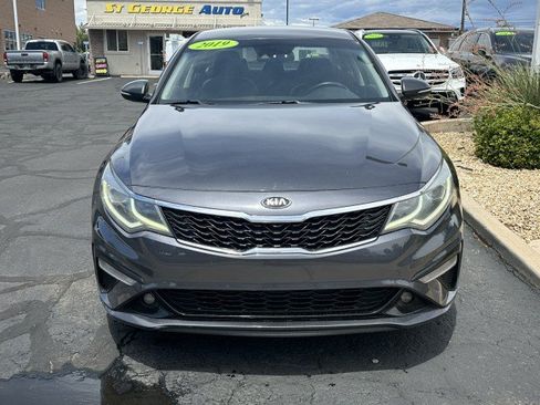 Used 2019 Kia Optima S FWD image 8
