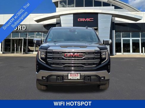 Used 2025 GMC Sierra 1500 SLT image 10