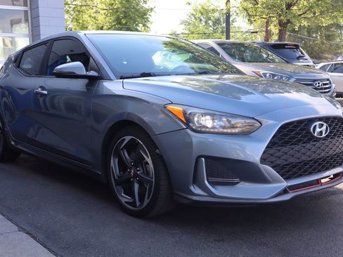 Used 2019 Hyundai Veloster Turbo FWD image 7
