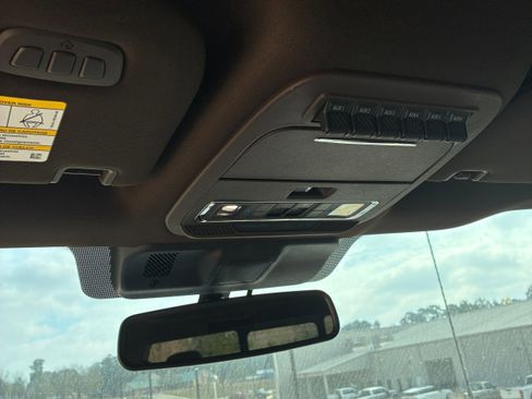 New 2025 Ford F350 King Ranch w/ FX4 Off-Road Package image 48