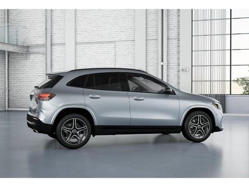 New 2026 Mercedes-Benz GLA 250 4MATIC image 18