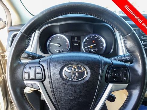Used 2015 Toyota Highlander XLE image 14