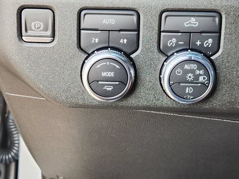 Used 2023 GMC Sierra 1500 Elevation AWD/4WD image 21