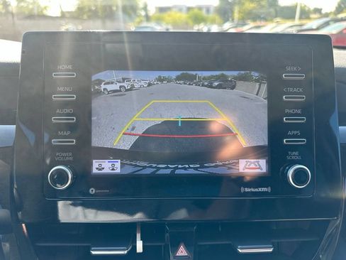 Used 2024 Toyota Camry SE FWD image 11