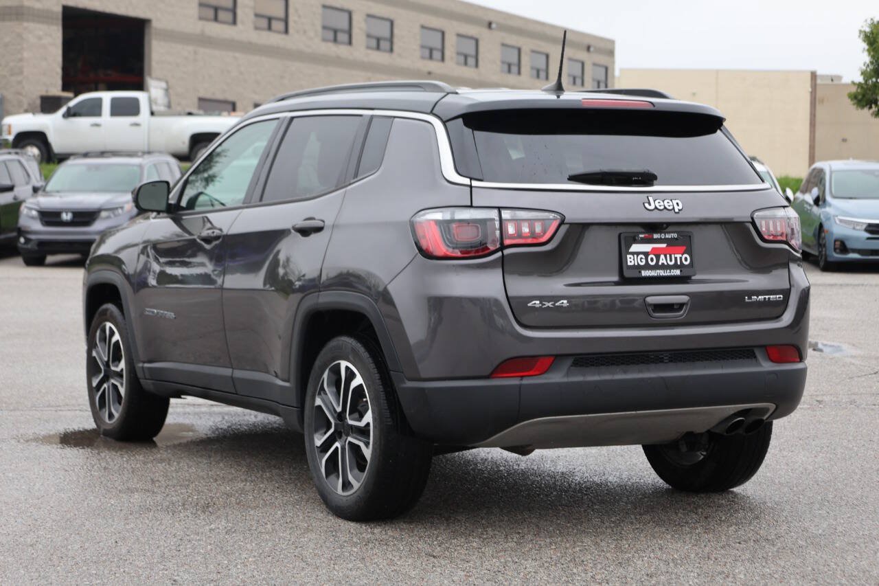 Used 2022 Jeep Compass Limited AWD/4WD image 10