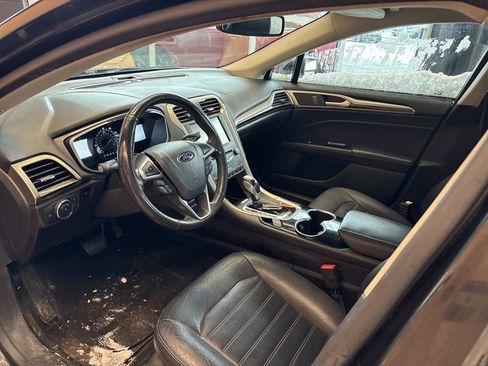 Used 2015 Ford Fusion SE w/ Equipment Group 202A image 20