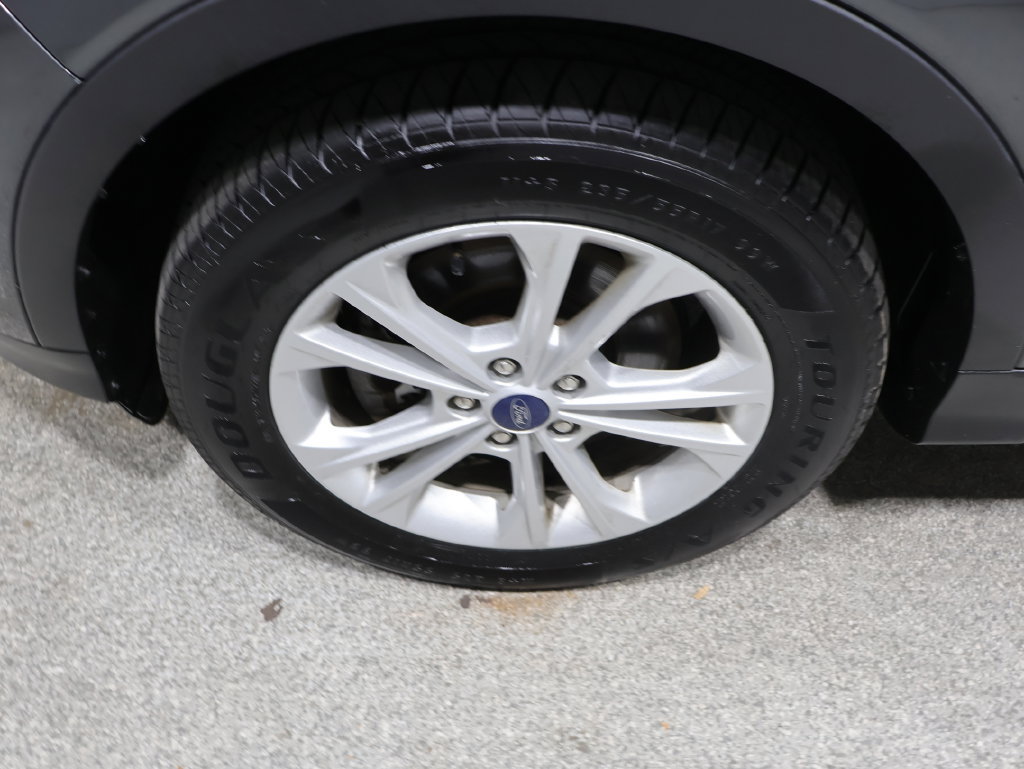 Used 2019 Ford Escape SEL AWD/4WD image 20